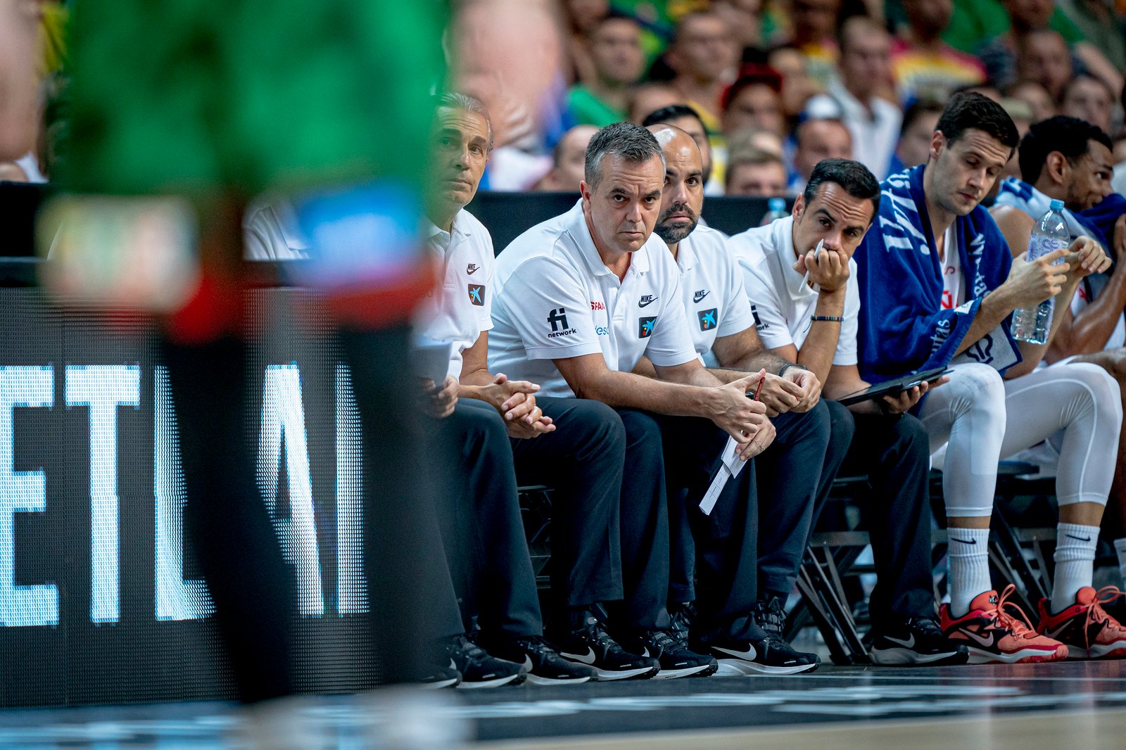 Jorge Lorenzo en el banquillo - Selección Española